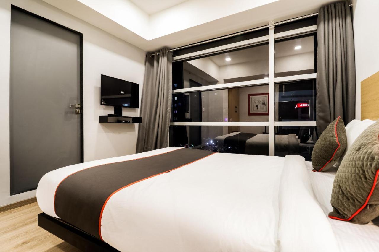 Oyo Townhouse 169 Aqua Corridor Hotel Bhatha Bagian luar foto