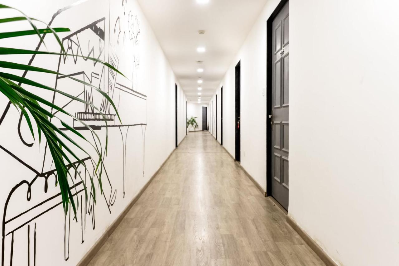 Oyo Townhouse 169 Aqua Corridor Hotel Bhatha Bagian luar foto